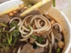 生烫鲜牛肉粉-江三王记牛杂馆(总店)