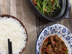 -三湘四水正宗湘菜(君峰路店)