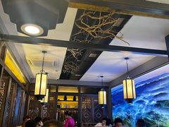 -野山舂·贵州现舂酸汤牛肉(民生路店)