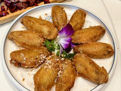 金蒜鸡翅中-凯鸽酒楼(大同振兴街店)