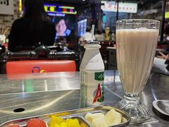 -马路牙子烧烤音乐酒馆(望京店)