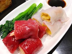 双色脆皮肠（榴莲、虾仁）-龙凤点心饼家·39年老字号(松岗店)