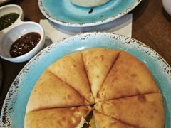 酸奶饼-蒙亨·手把肉·蒙古包文化主题餐厅(天恒广场店)