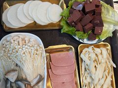-刘少华贵州小黄牛·鲜牛肉火锅(总店)