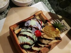 -里岛烤鱼(东港凯虹广场店)