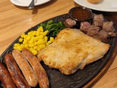 烤肠鸡排牛肉粒拼盘-萨莉亚意式餐厅(愉园站仁恒梦中心店)
