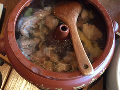 -云海肴·汽锅鸡·云南菜(天山百盛优客店)