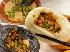 七品酱肉包-李与白包子铺(桐梓林店)