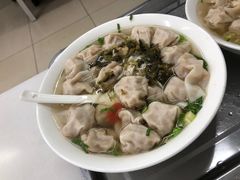中碗馄饨-金陵老丁家馄饨(新街口店)