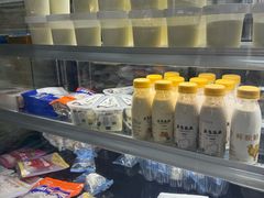 -正飞鲜奶(吐鲁番路店)