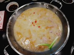 -老来福·非遗酸汤兔(凯旋路店)