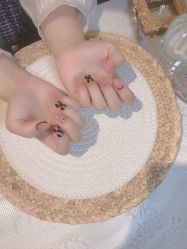 -VIVI BEAUTY  美甲美睫皮肤管理中心