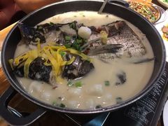 鱼头炖手工鱼丸-浔庐餐厅•江西老字号•九江菜(南湖国际店)