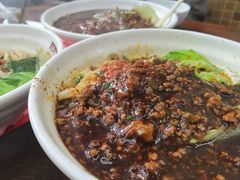 炸酱油泼面-老陈婆手工面庄