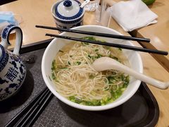 小碗拉面-西部马华清真兰州牛肉面·烧烤夜市(关东店)