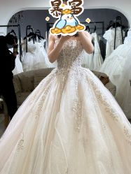 -So Shine 婚纱礼服·喜妈妈喜婆婆礼服馆(北外滩店)