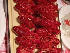 -肥肥虾庄·金牌油焖大虾(汉街SKP店)