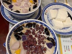 -黄氏许牛奶甜品餐厅(裕华万达店)