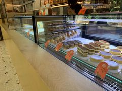 面包甜点陈列柜-老梦面包CHEZMOREL(麦子店)