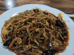 -三居鲁味坊黄焖鸡(山大路店)
