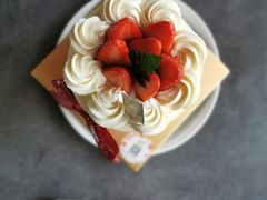 -花花卷卷·鲜食蛋糕(静安久光百货店)