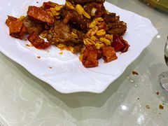 香酥脆皮蹄髈-半岛公馆(淞兴西路店)