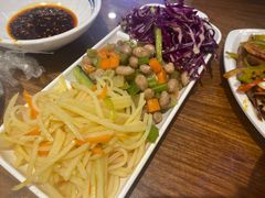 特色凉菜-丝路伊兰·兰州牛肉面(牛街总店)