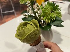 -潮一不贰·法式甜品·生日蛋糕·西式简餐(外滩店)