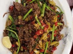 -湖南人家湘菜馆(镇江路店)