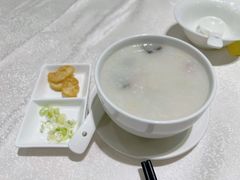 皮蛋瘦肉粥-荣粤酒家·融合粤菜