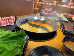 -呷哺呷哺(普陀乐购真北店)