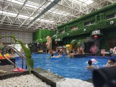 -兴芮温泉度假区