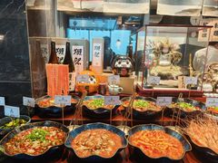 -雍容荟帝王蟹活龙虾展台自助(IFS黑金店)