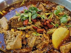 麻辣冒烤鸭-蓉三少冒烤鸭·四川小吃集(北京首店)