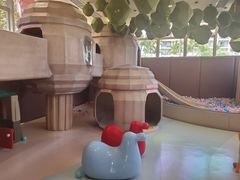 -水桶王国主题餐厅·聚会·生日派对·亲子活动·家庭套餐(亚龙湾希尔顿店)