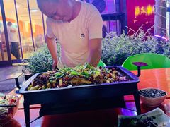 -小雷家烤鱼家常菜