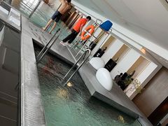 温水泳池-上海柏悦酒店