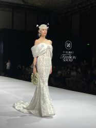 -Renee芮亦婚纱(原丽莎)