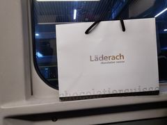 -Laderach 莱德拉(上海环贸iapm店)