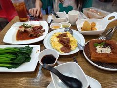 -点点心港式茶餐厅(南京西路店)