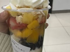 -三佰瑞冻酸奶(凯德MALL店)