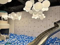 -涨巢·潮玩水疗局