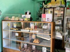 面包甜点陈列柜-菲律宾面包(宝发大厦店)