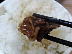 -赵家牛肉砂锅(台西三路店)