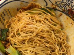 -陇上秦轩西安biangbiang面(朝龙汇店)