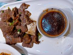 -魏铭鱼头捞饭(晋阳路店)