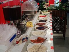 自助调料区-皇牛鲜生·牛爱牛鲜牛肉自选火锅(晋吉北路店)