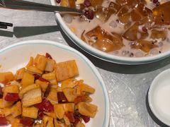 -姚姚酸菜鱼·金戈戈香港豉油鸡(喜荟城联名店)