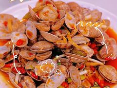 -四川小胡子海鲜(丁村万人海鲜广场店)