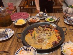 -旧街市鲜货老火锅(大光路店)